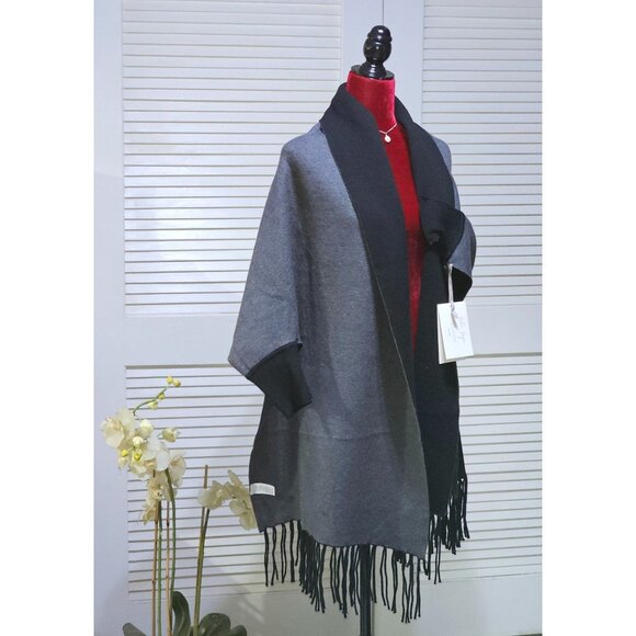 NWT Katie Kape Women's Black Gray Reversible Cape Shawl Fringe One Size 2623 - Picture 7 of 12